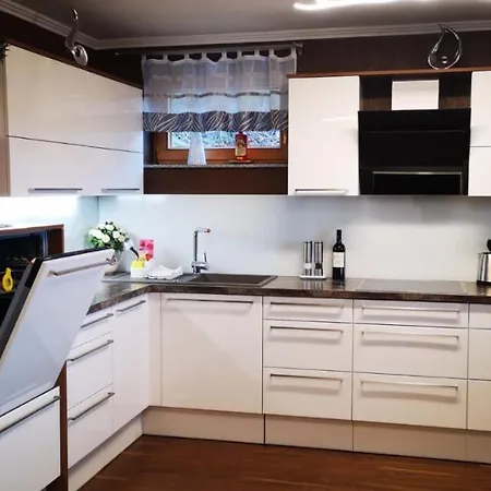 Haus Am Fusse Des Semmerings *