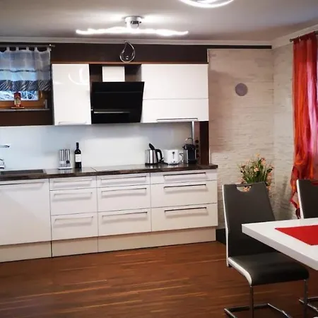 Haus Am Fusse Des Semmerings *