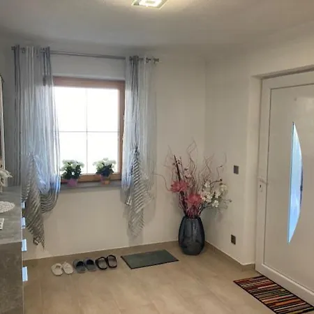 Haus Am Fusse Des Semmerings * Schottwien