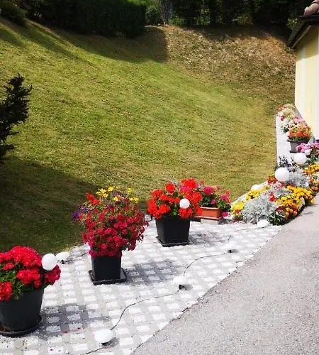 Haus Am Fusse Des Semmerings