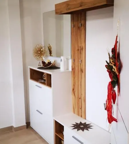 Haus Am Fusse Des Semmerings *