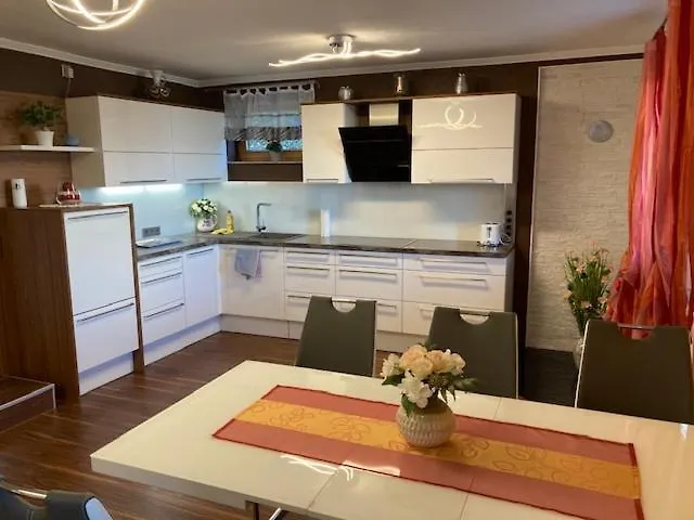 Haus Am Fusse Des Semmerings Apartmán